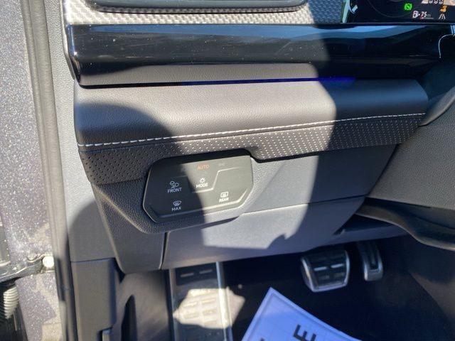 2024 Volkswagen Atlas Cross Sport 2.0T SEL Premium R-Line Raleigh NC