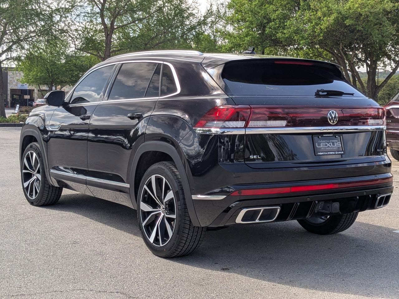 2024 Volkswagen Atlas Cross Sport 2.0T SEL Premium R-Line
