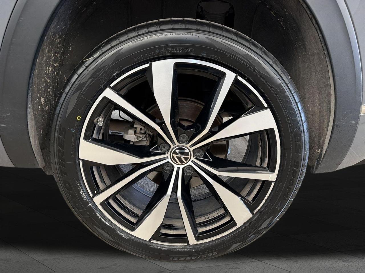 2024 Volkswagen Atlas Cross Sport 2.0T SEL Premium R-Line San Antonio TX