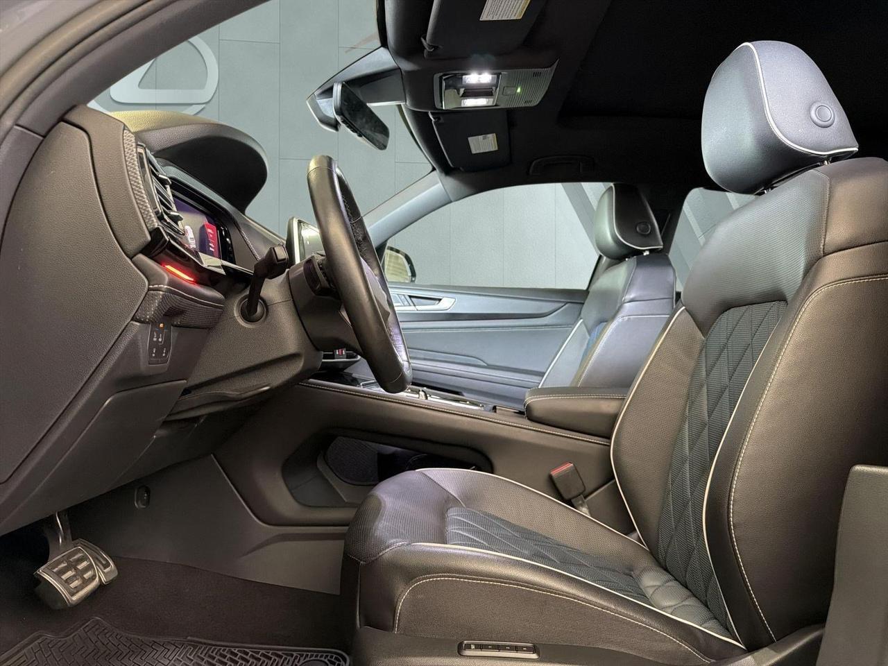 2024 Volkswagen Atlas Cross Sport 2.0T SEL Premium R-Line San Antonio TX