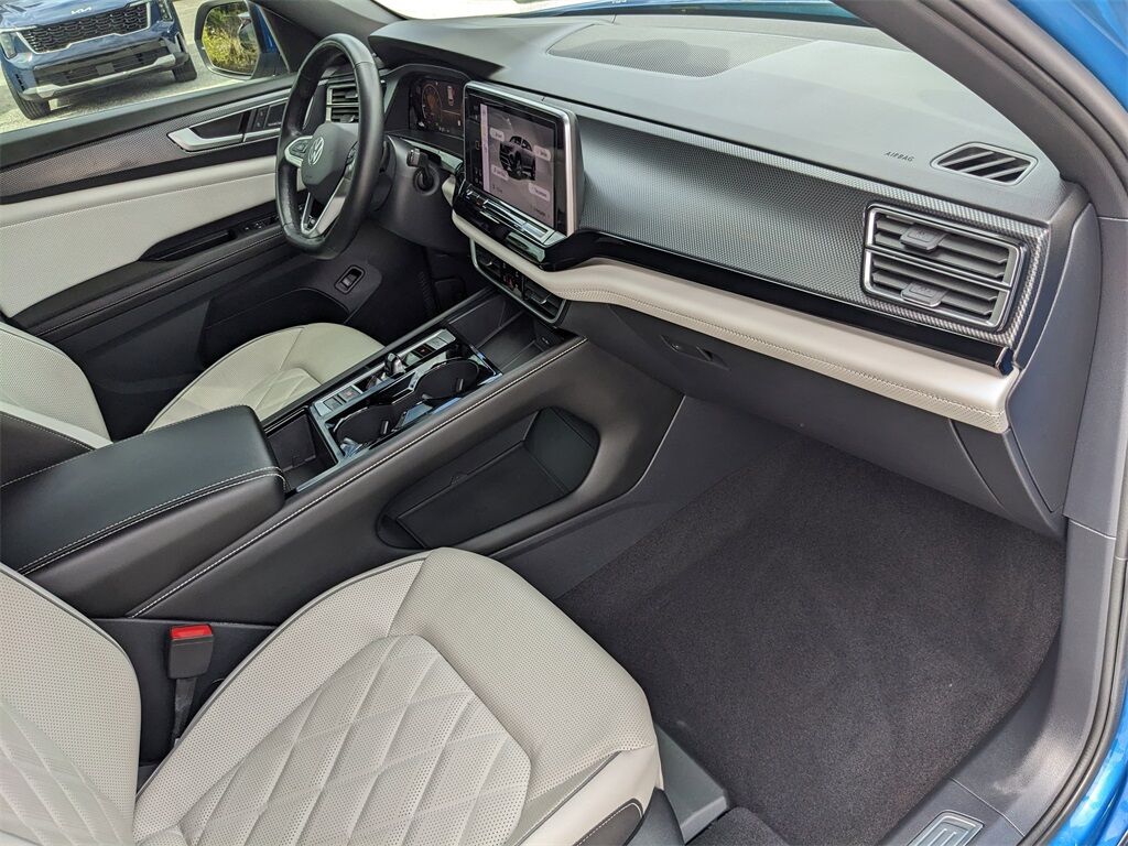 2024 Volkswagen Atlas Cross Sport 2.0T SEL Premium R-Line San Clemente CA