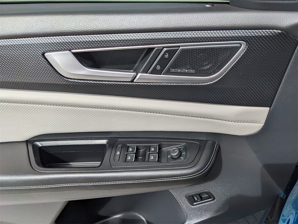 2024 Volkswagen Atlas Cross Sport 2.0T SEL Premium R-Line San Clemente CA