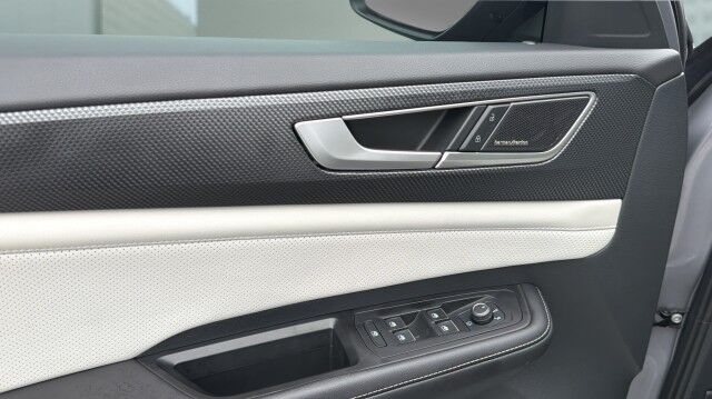 2024 Volkswagen Atlas Cross Sport 2.0T SEL Premium R-Line San Juan TX