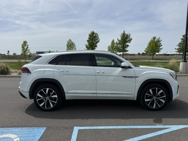 2024 Volkswagen Atlas Cross Sport 2.0T SEL Premium R-Line Spokane WA