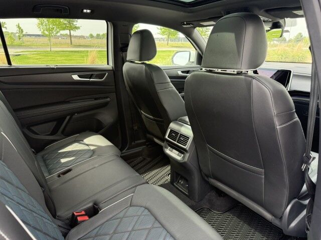 2024 Volkswagen Atlas Cross Sport 2.0T SEL Premium R-Line Spokane WA