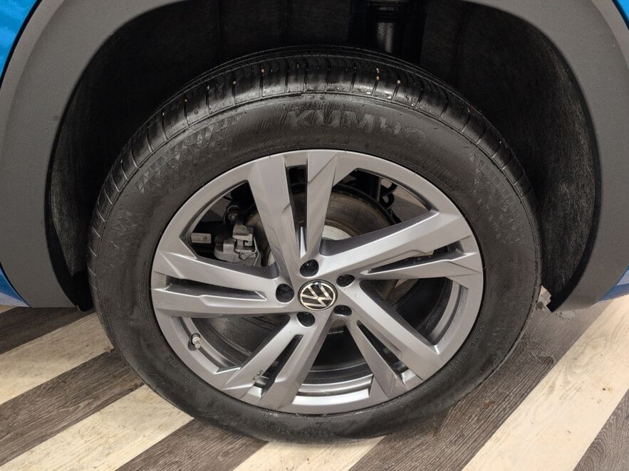 2024 Volkswagen Atlas Cross Sport 2.0T SEL R-Line Bozeman MT 2024 Volkswagen Atlas Cross Sport 2.0T SEL R-Line Bozeman MT
