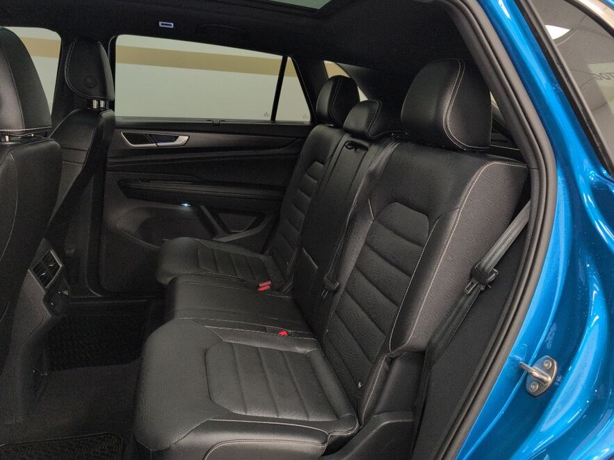 2024 Volkswagen Atlas Cross Sport 2.0T SEL R-Line Bozeman MT 2024 Volkswagen Atlas Cross Sport 2.0T SEL R-Line Bozeman MT
