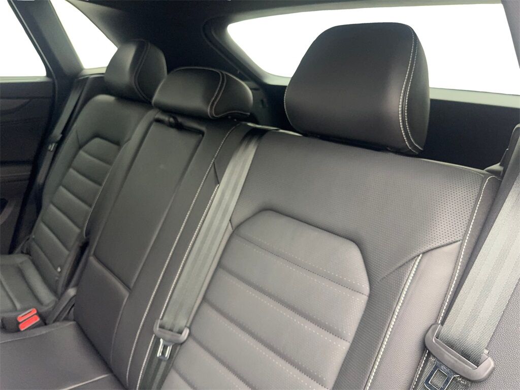 2024 Volkswagen Atlas Cross Sport 2.0T SEL R-Line NAV,CAM,PANO,HTD STS,BLIND SPOT Irving TX