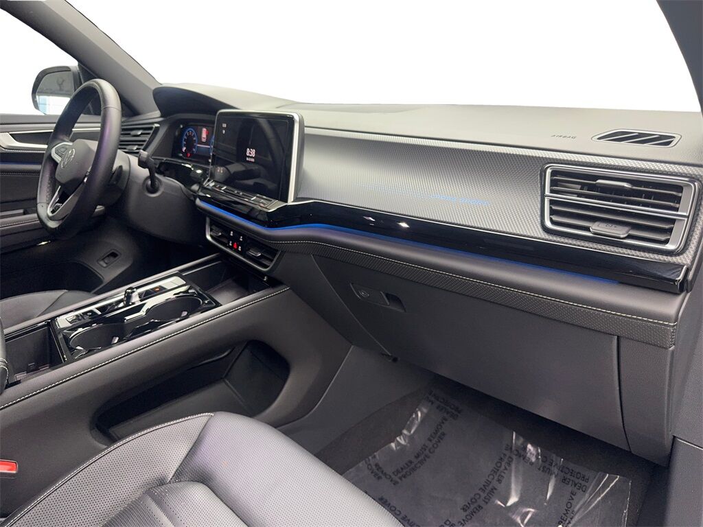 2024 Volkswagen Atlas Cross Sport 2.0T SEL R-Line NAV,CAM,PANO,HTD STS,BLIND SPOT Irving TX