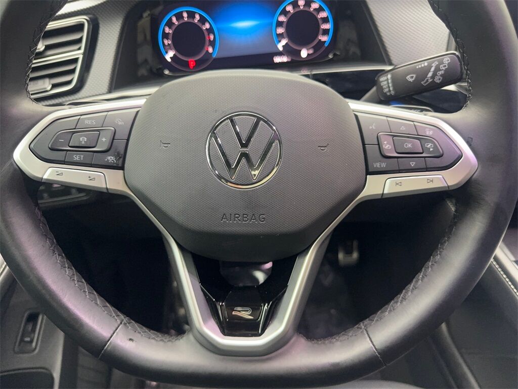 2024 Volkswagen Atlas Cross Sport 2.0T SEL R-Line NAV,CAM,PANO,HTD STS,BLIND SPOT Irving TX