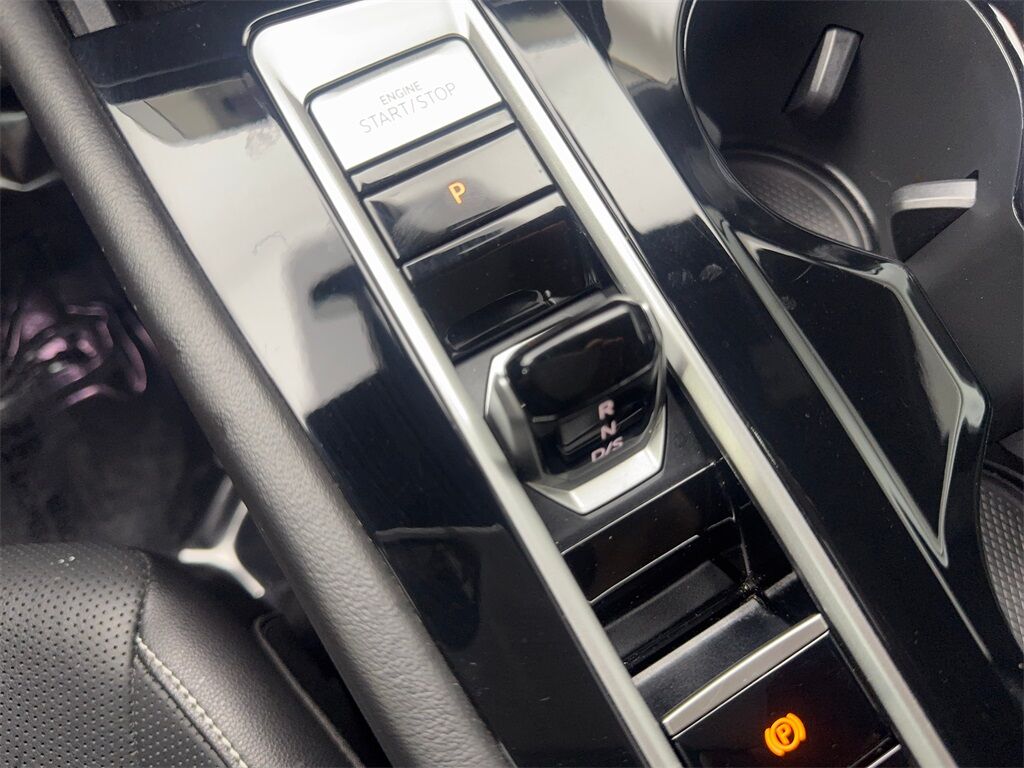 2024 Volkswagen Atlas Cross Sport 2.0T SEL R-Line NAV,CAM,PANO,HTD STS,BLIND SPOT Irving TX