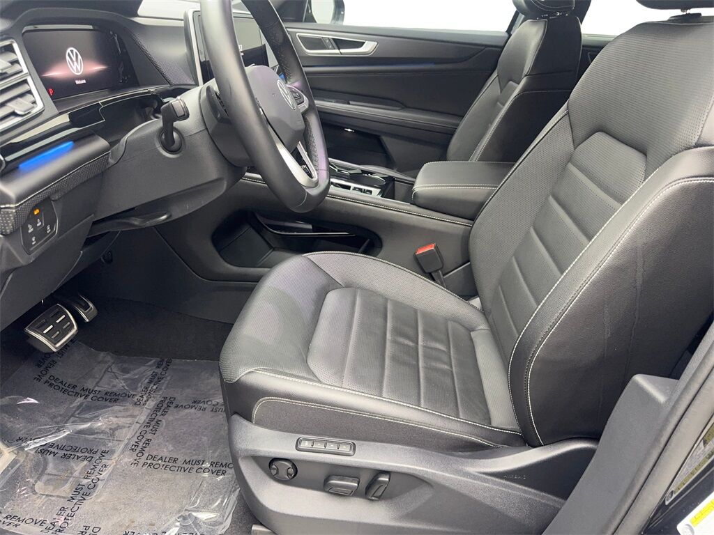 2024 Volkswagen Atlas Cross Sport 2.0T SEL R-Line NAV,CAM,PANO,HTD STS,BLIND SPOT Irving TX