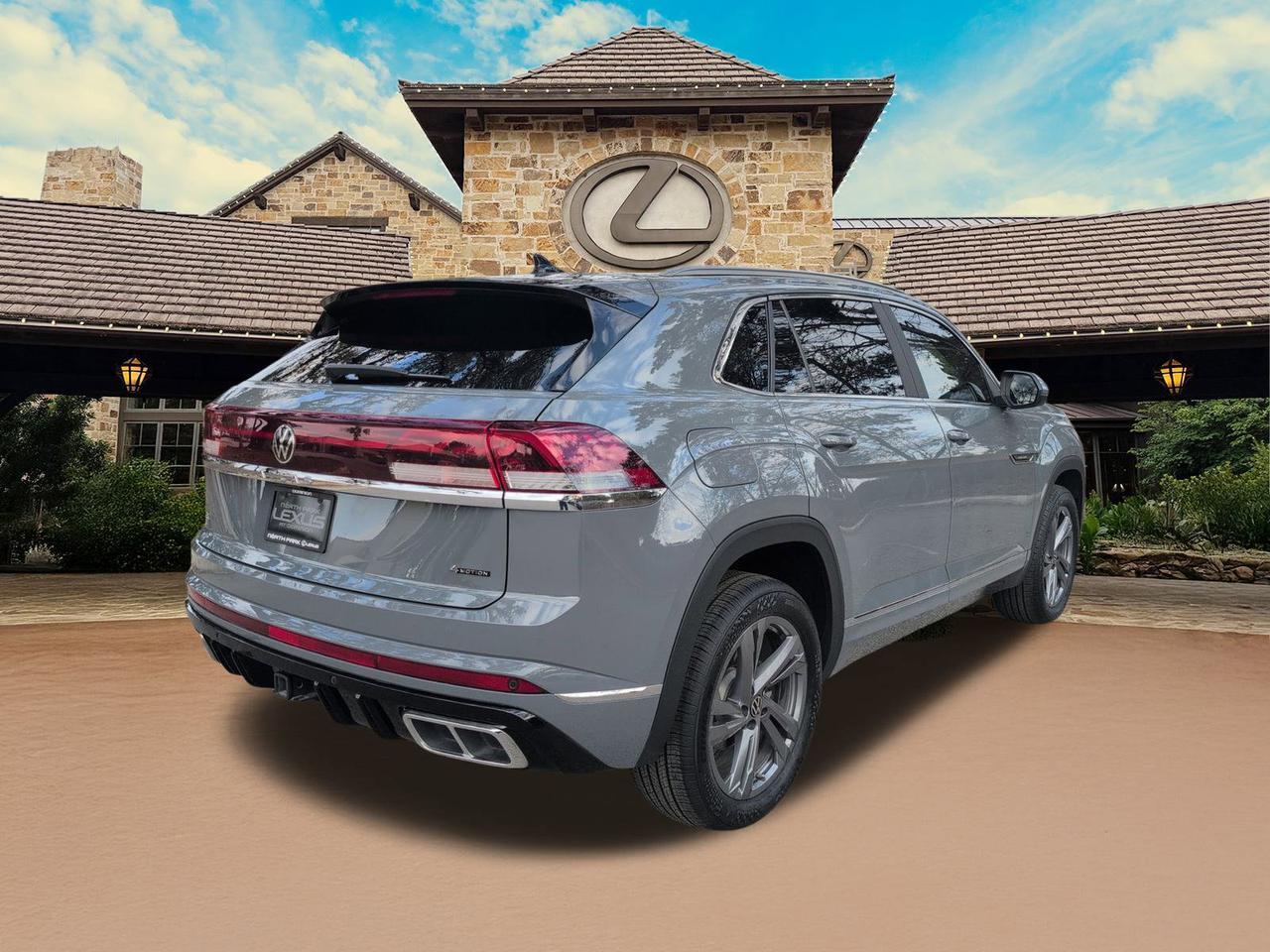 2024 Volkswagen Atlas Cross Sport 2.0T SEL R-Line