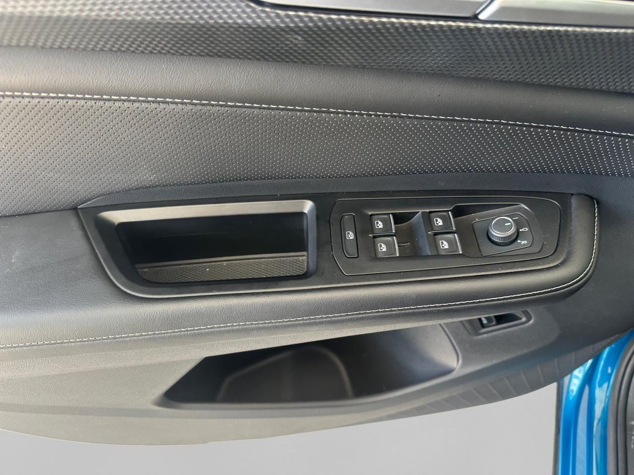 2024 Volkswagen Atlas Cross Sport 2.0T SEL R-Line  Selma TX