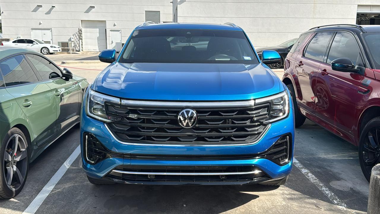 2024 Volkswagen Atlas Cross Sport 2.0T SEL R-Line