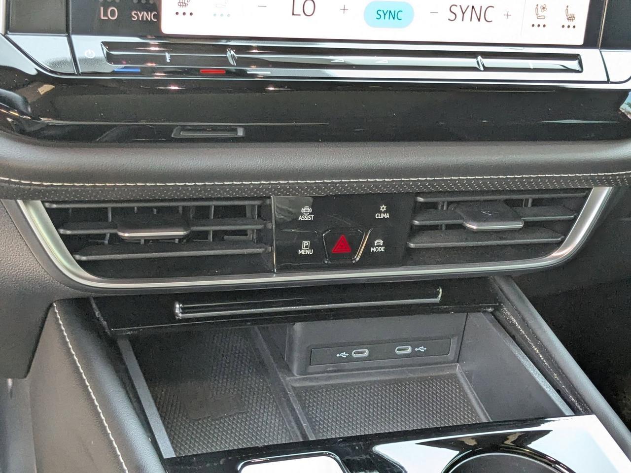 2024 Volkswagen Atlas Cross Sport 2.0T SEL R-Line San Antonio TX