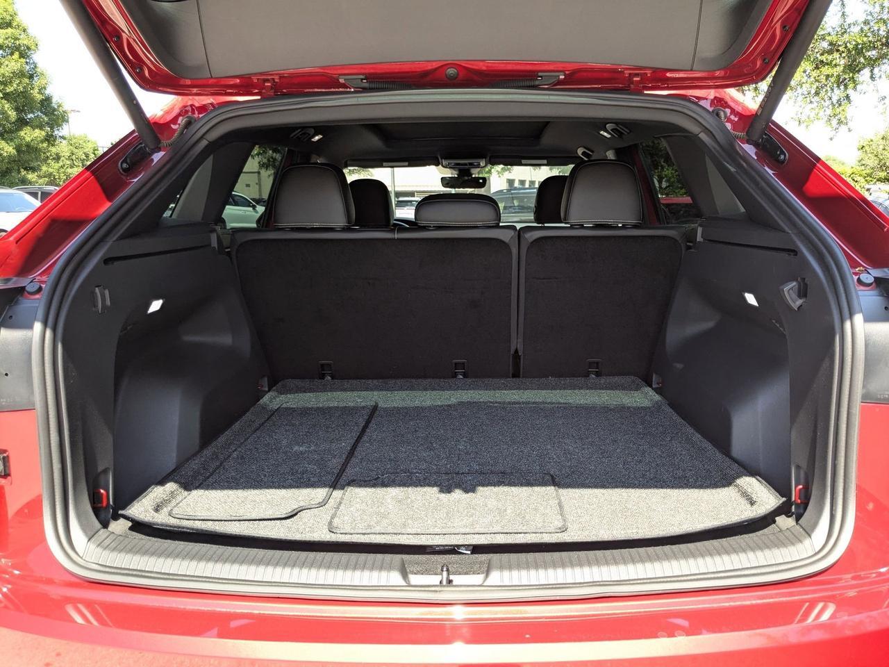 2024 Volkswagen Atlas Cross Sport 2.0T SEL R-Line San Antonio TX