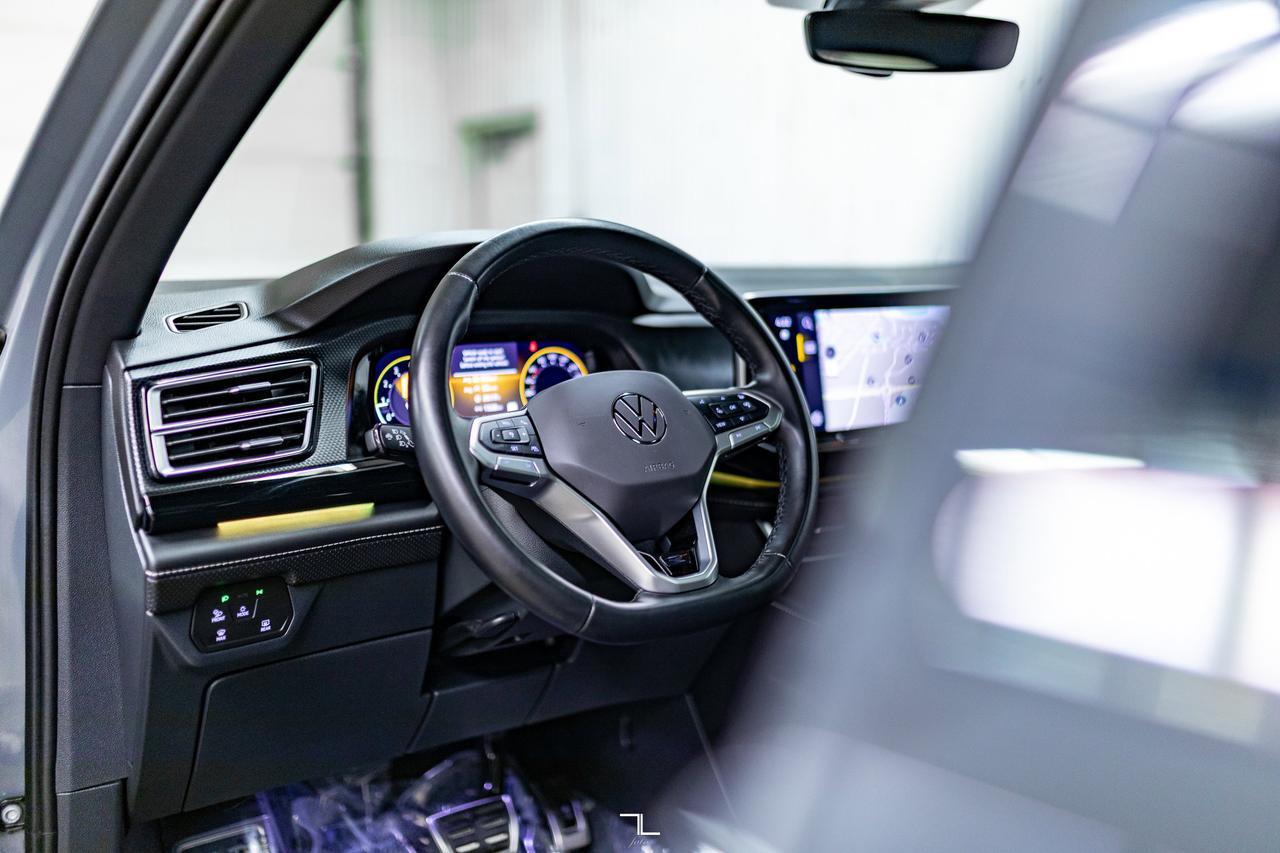 2024 Volkswagen Atlas Cross Sport 4Motion Execline R-Line Leather Roof Nav BCam Red Deer AB