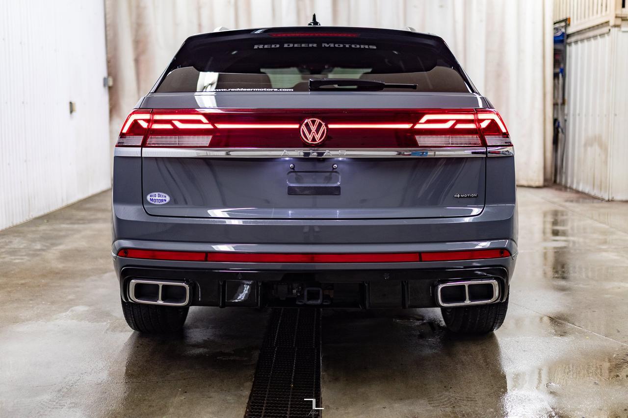 2024 Volkswagen Atlas Cross Sport 4Motion Execline R-Line Leather Roof Nav BCam Red Deer AB