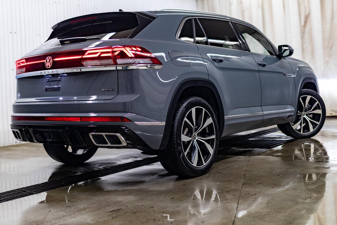 2024 Volkswagen Atlas Cross Sport 4Motion Execline R-Line Leather Roof Nav BCam Red Deer AB