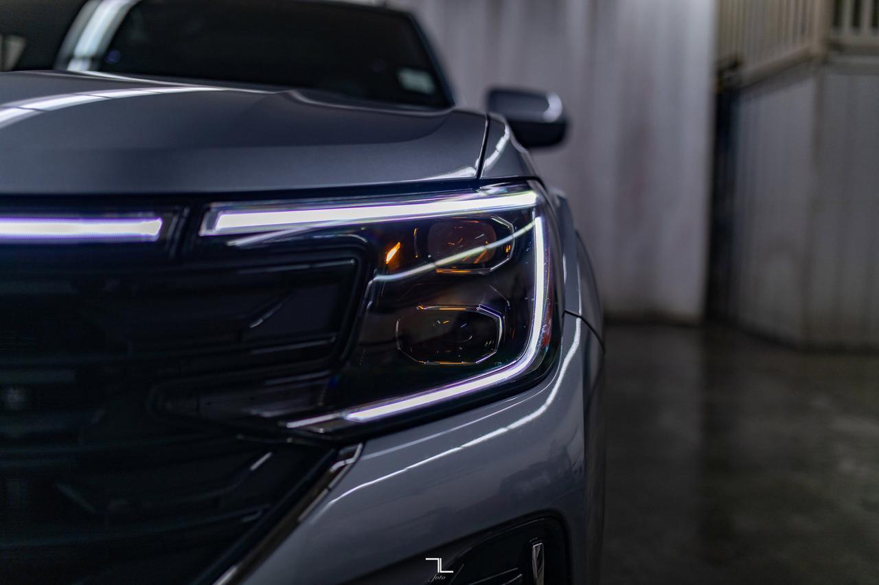 2024 Volkswagen Atlas Cross Sport 4Motion Execline R-Line Leather Roof Nav BCam Red Deer AB