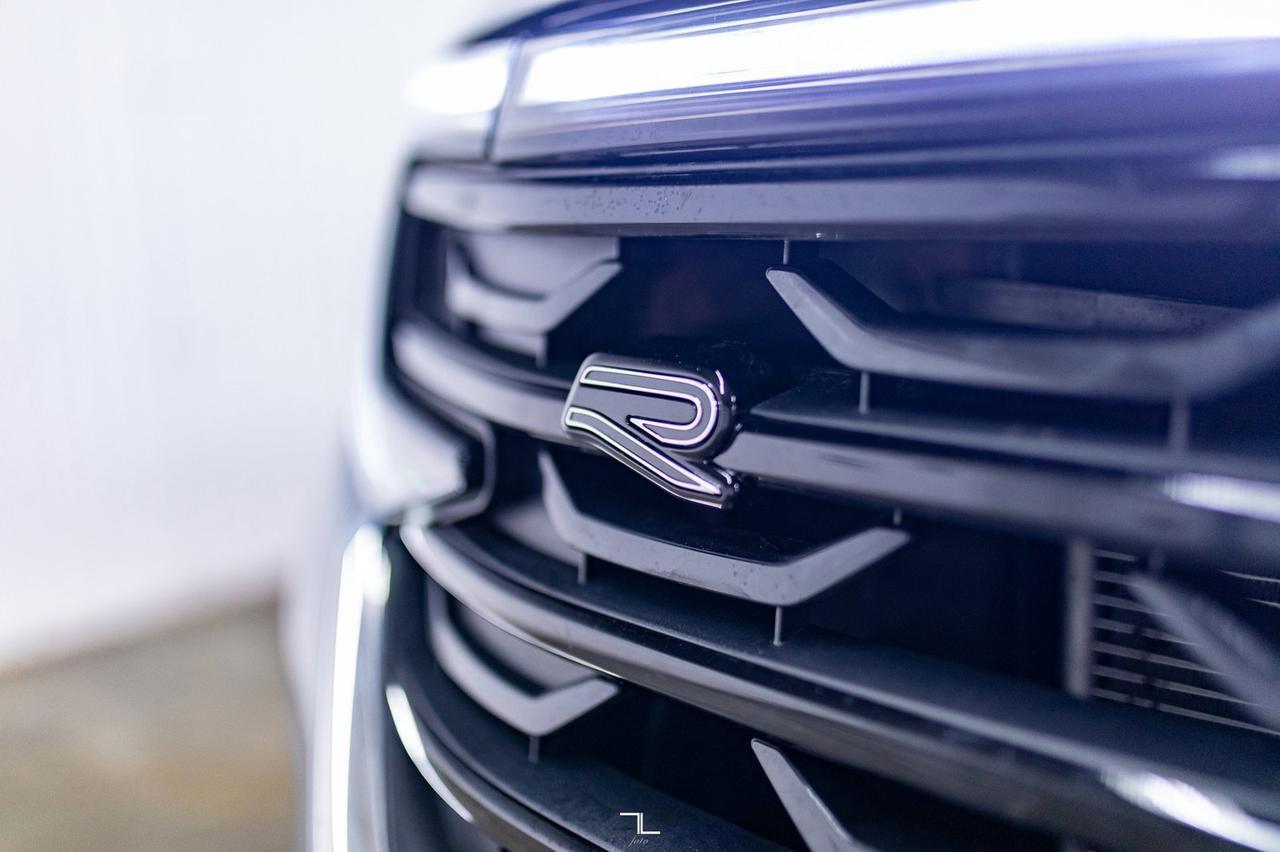 2024 Volkswagen Atlas Cross Sport 4Motion Execline R-Line Leather Roof Nav BCam Red Deer AB