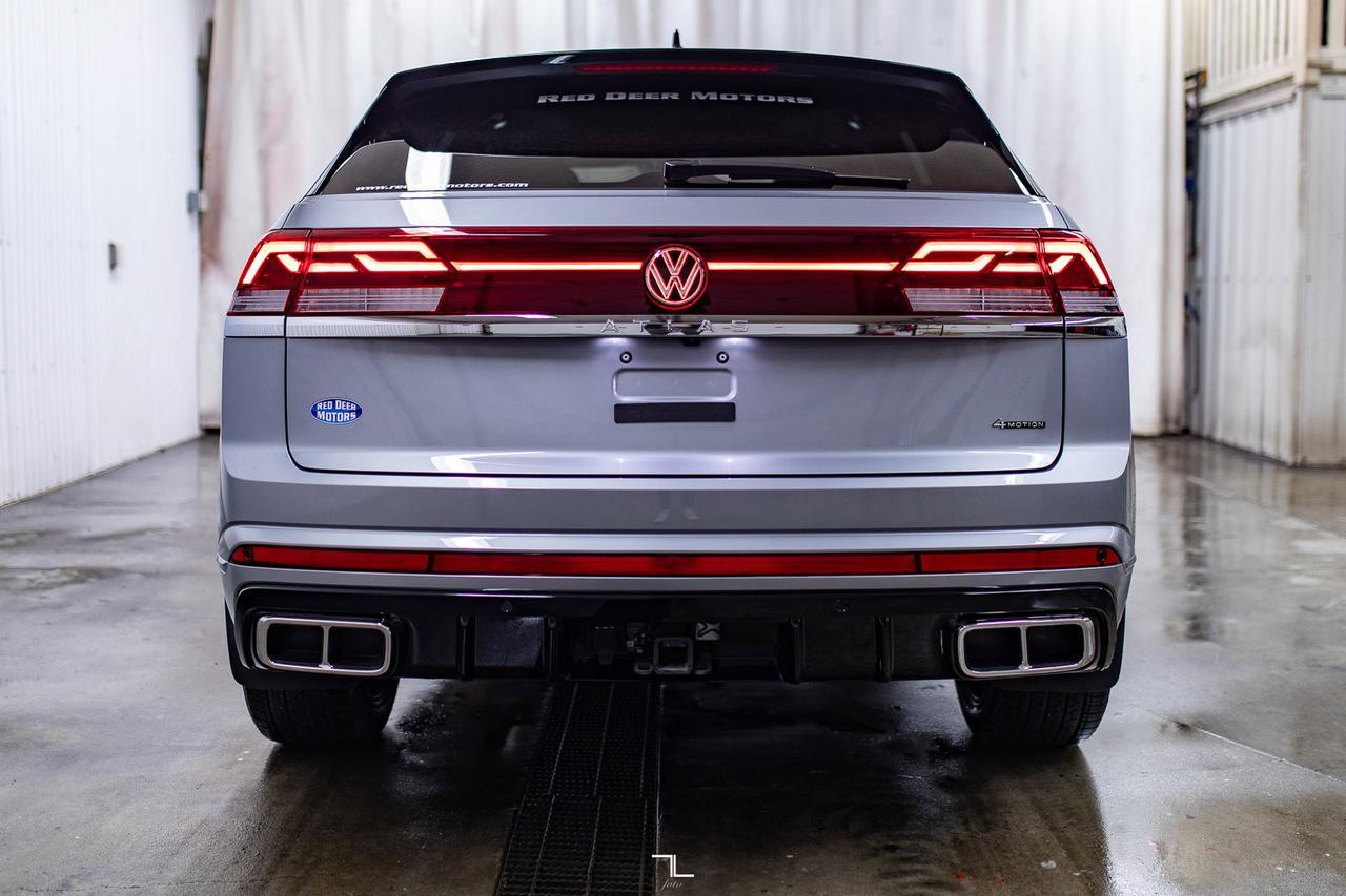 2024 Volkswagen Atlas Cross Sport 4Motion Execline R-Line Leather Roof Nav BCam Red Deer AB