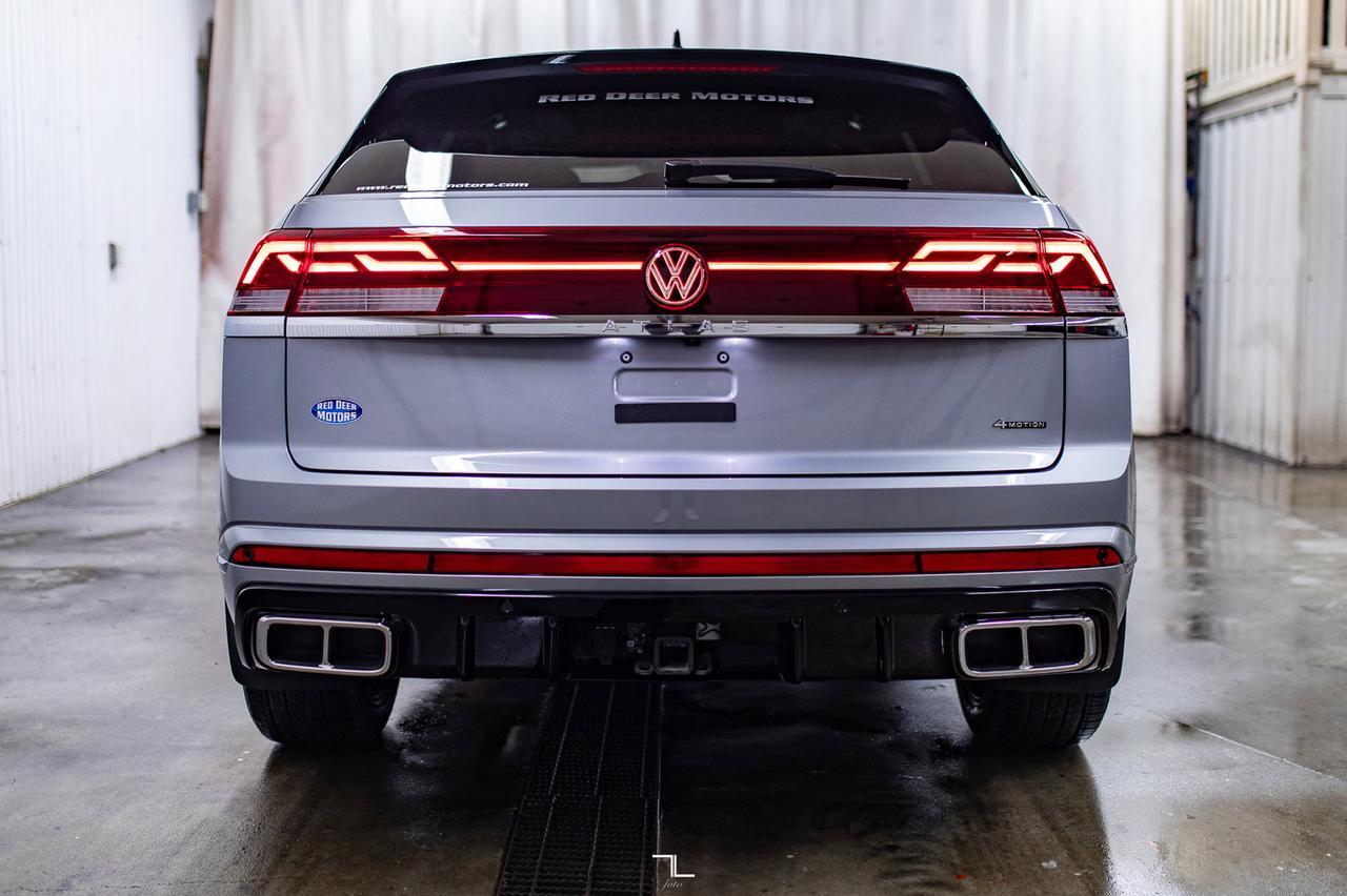 2024 Volkswagen Atlas Cross Sport 4Motion Execline R-Line Leather Roof Nav BCam Red Deer AB