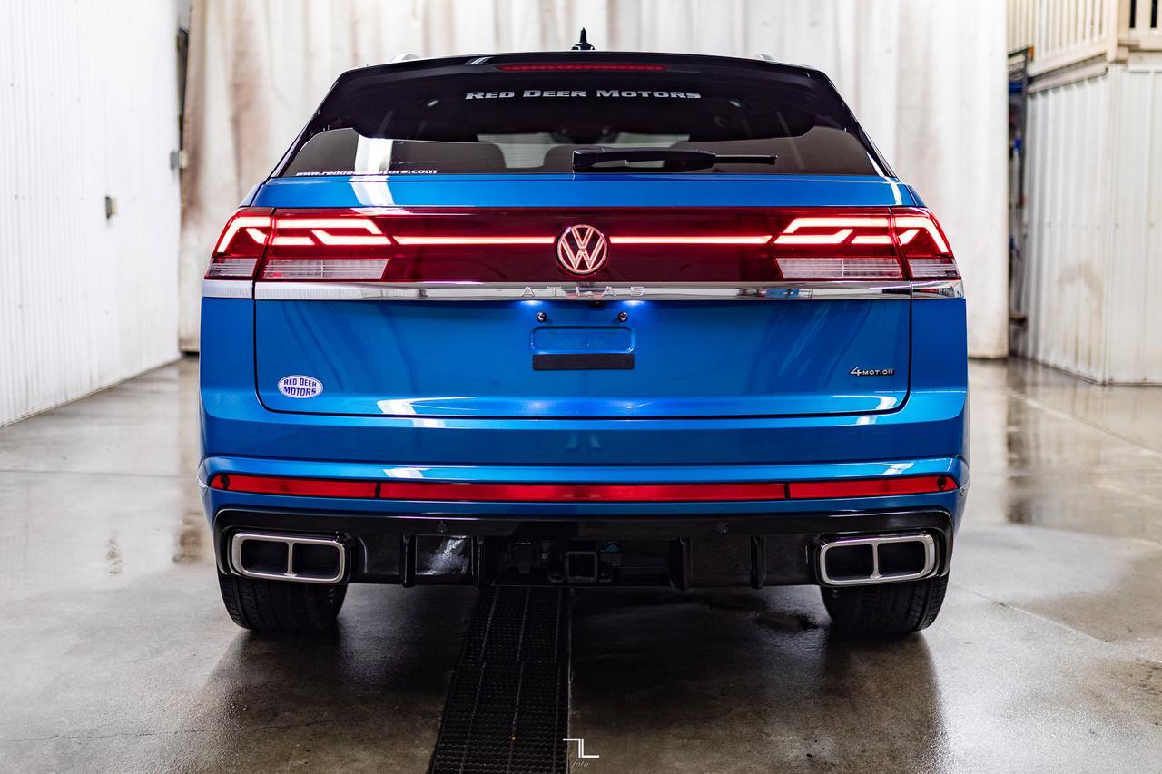 2024 Volkswagen Atlas Cross Sport 4Motion Execline R-Line Leather Roof Nav BCam Red Deer AB