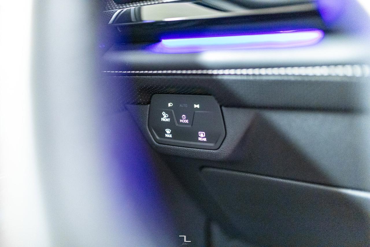 2024 Volkswagen Atlas Cross Sport 4Motion Execline R-Line Leather Roof Nav BCam Red Deer AB