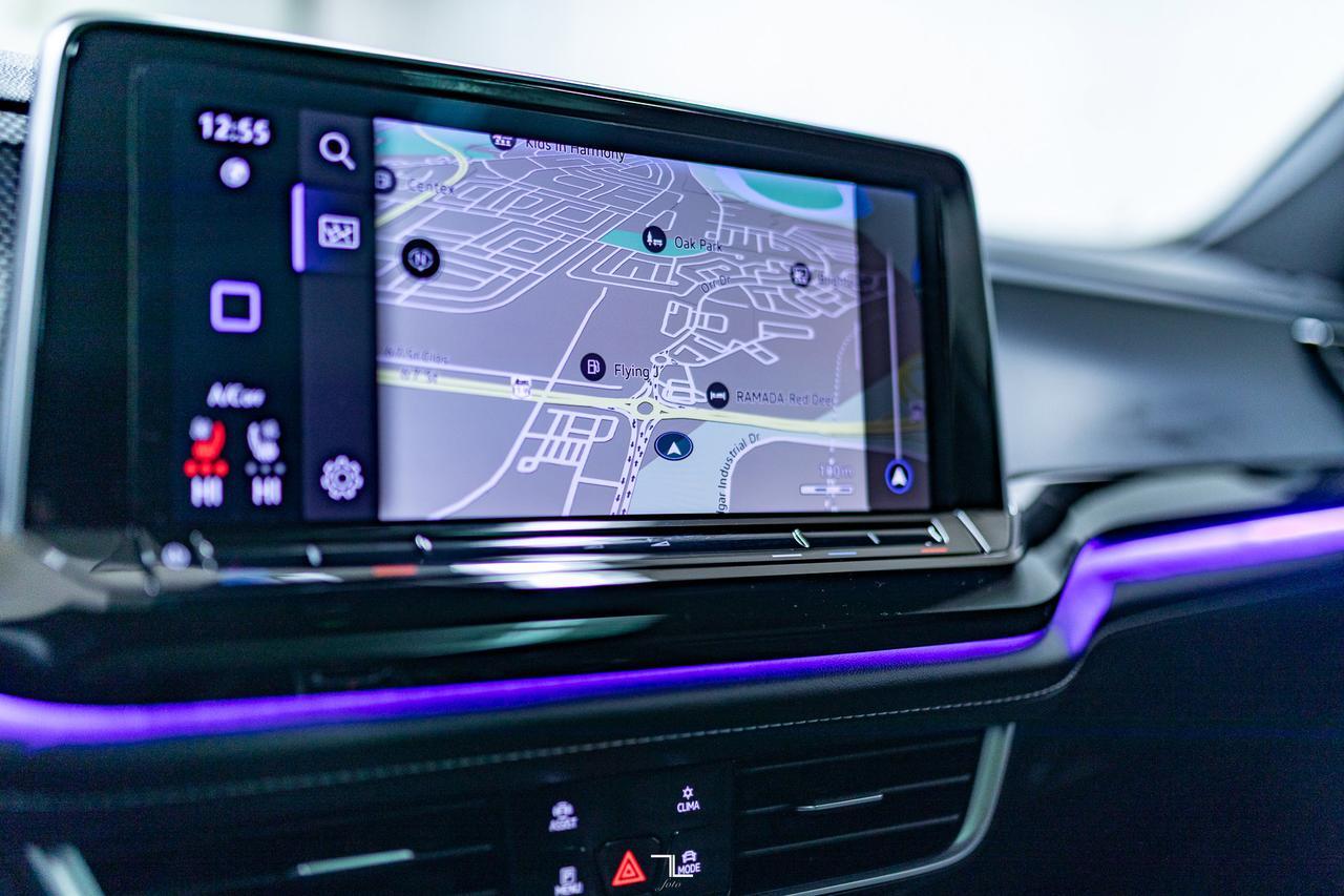 2024 Volkswagen Atlas Cross Sport 4Motion Highline Leather Roof Nav BCam Red Deer AB