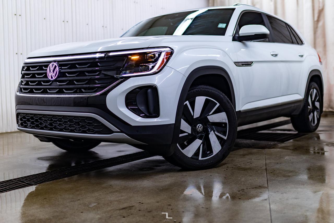 2024 Volkswagen Atlas Cross Sport 4Motion Highline Leather Roof Nav BCam Red Deer AB
