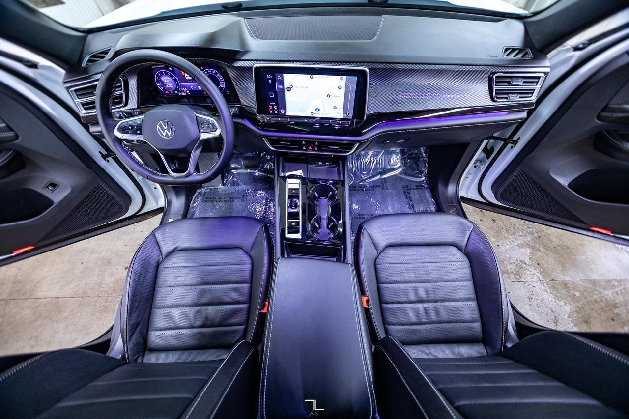 2024 Volkswagen Atlas Cross Sport 4Motion Highline Leather Roof Nav BCam Red Deer AB