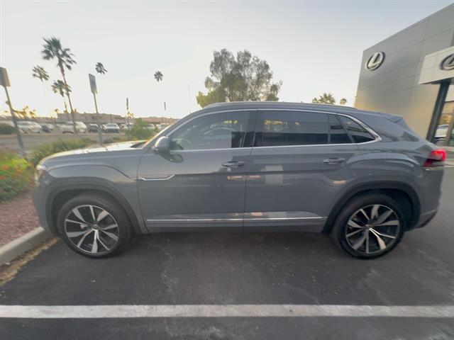 2024 Volkswagen Atlas Cross Sport SEL Premium R-Line 4Motion