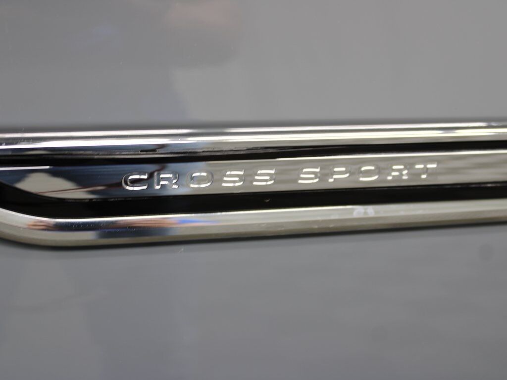 2024 Volkswagen Atlas Cross Sport SEL Premium R-Line AWD Fond du Lac WI