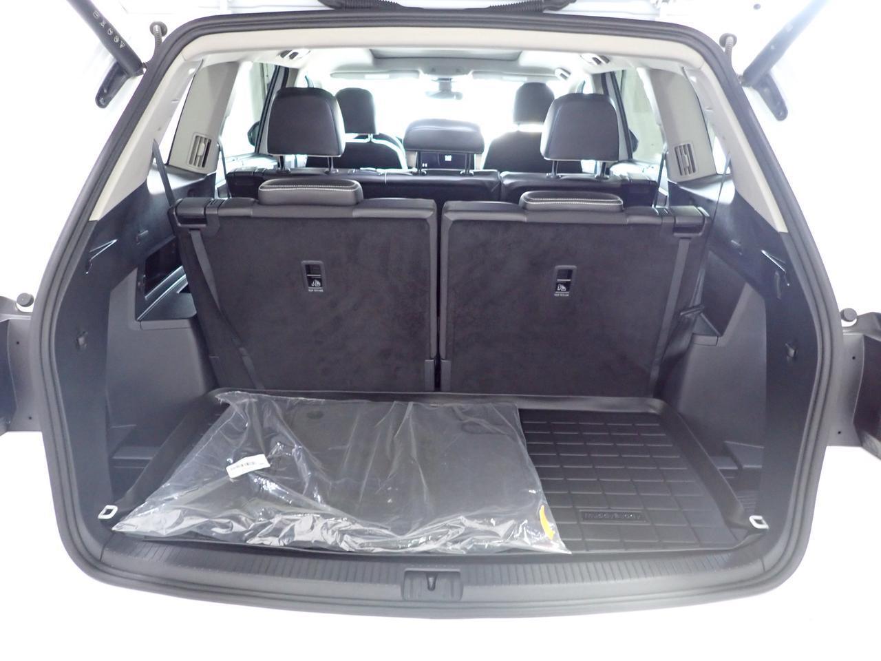2024 Volkswagen Atlas Execline LEATHER NAVI SUNROOF AWD Listowel ON