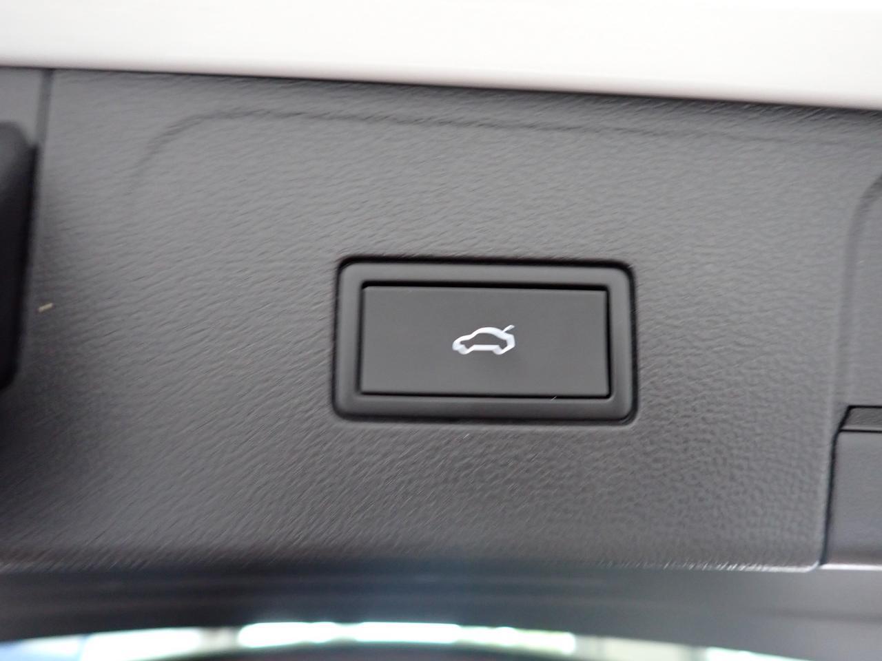 2024 Volkswagen Atlas Execline LEATHER NAVI SUNROOF AWD Listowel ON