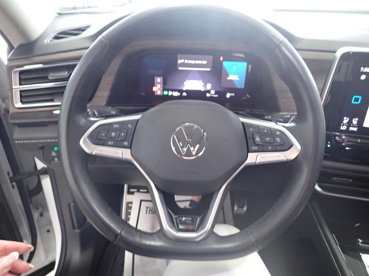 2024 Volkswagen Atlas Execline LEATHER NAVI SUNROOF AWD Listowel ON