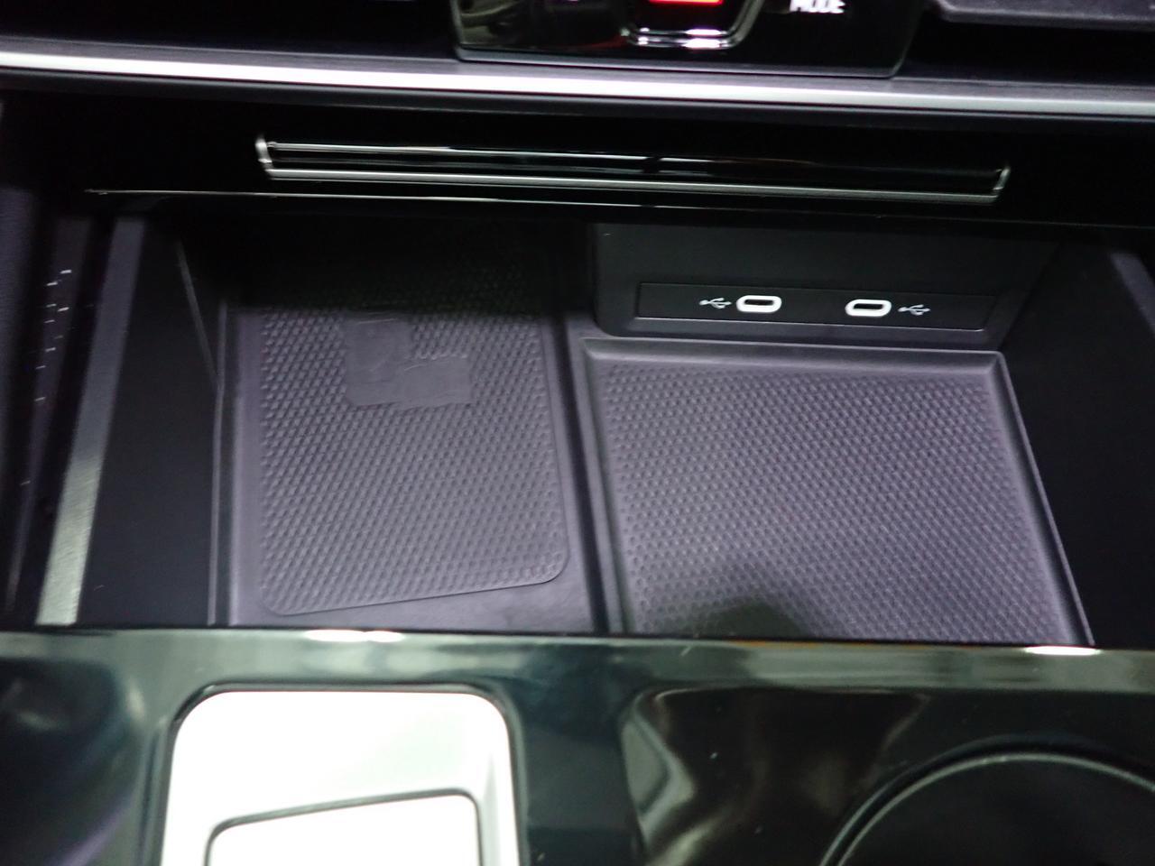 2024 Volkswagen Atlas Highline 4WD LEATHER NAVI SUNROOF 6 PASS Listowel ON