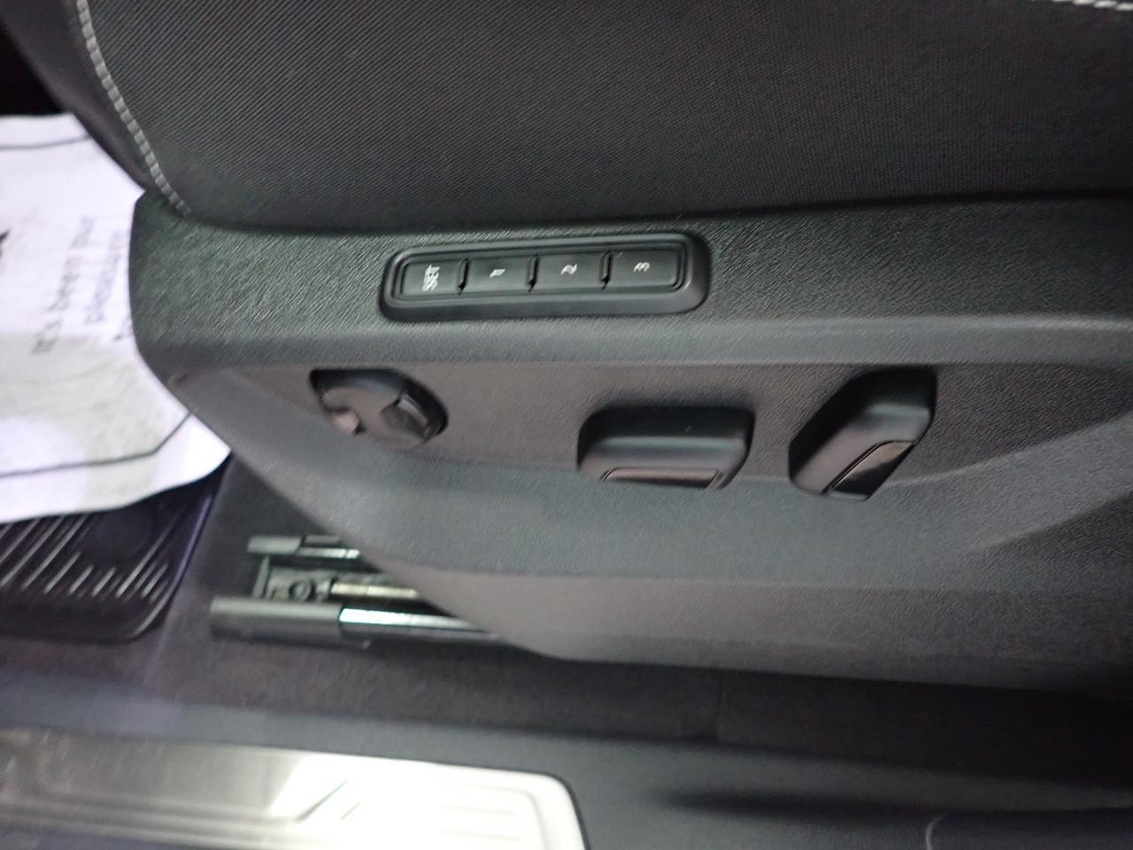 2024 Volkswagen Atlas Highline 4WD LEATHER NAVI SUNROOF 6 PASS Listowel ON