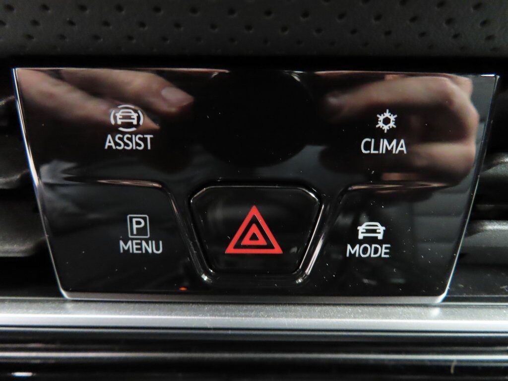 2024 Volkswagen Atlas SEL AWD Fond du Lac WI