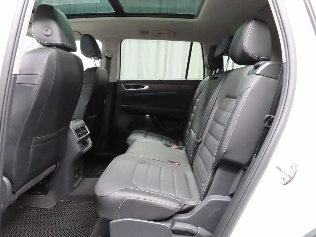 2024 Volkswagen Atlas SEL AWD Fond du Lac WI