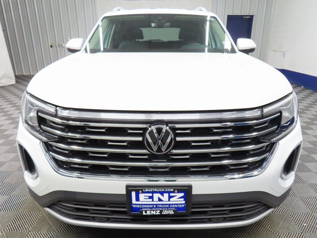 2024 Volkswagen Atlas SEL AWD Fond du Lac WI