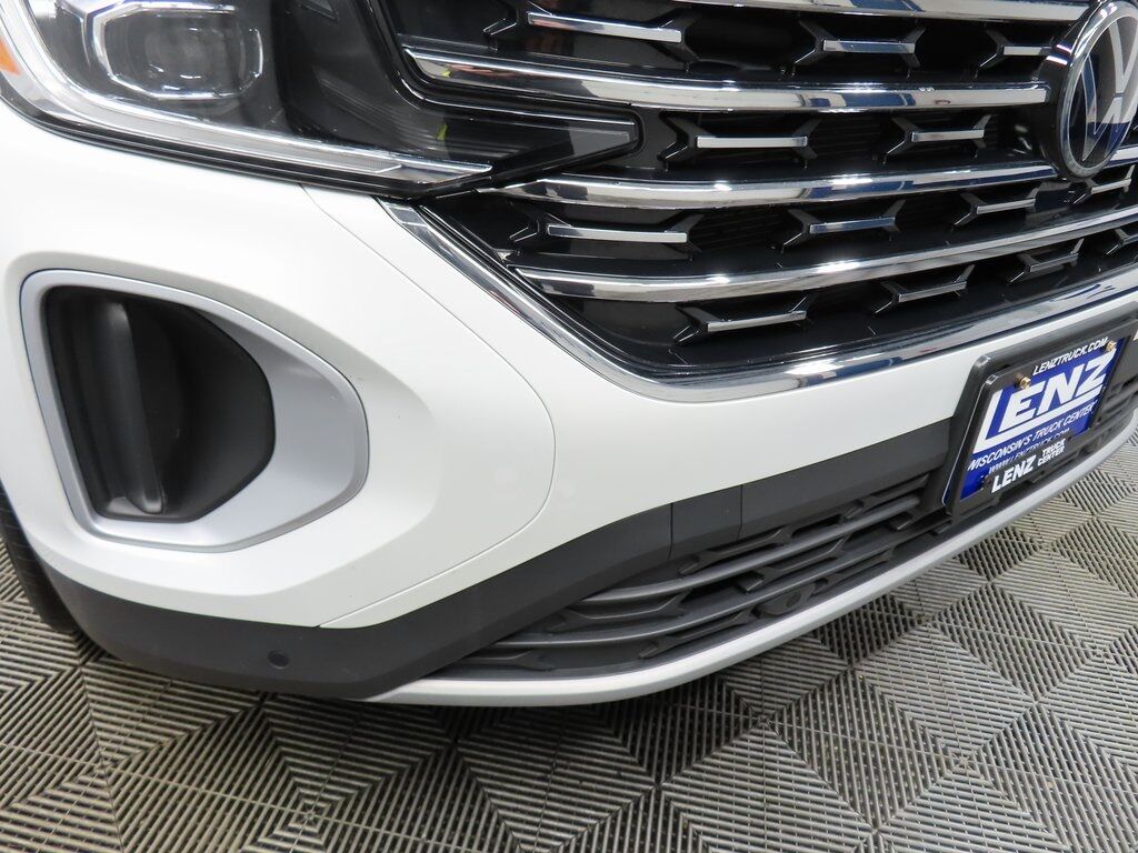 2024 Volkswagen Atlas SEL AWD Fond du Lac WI