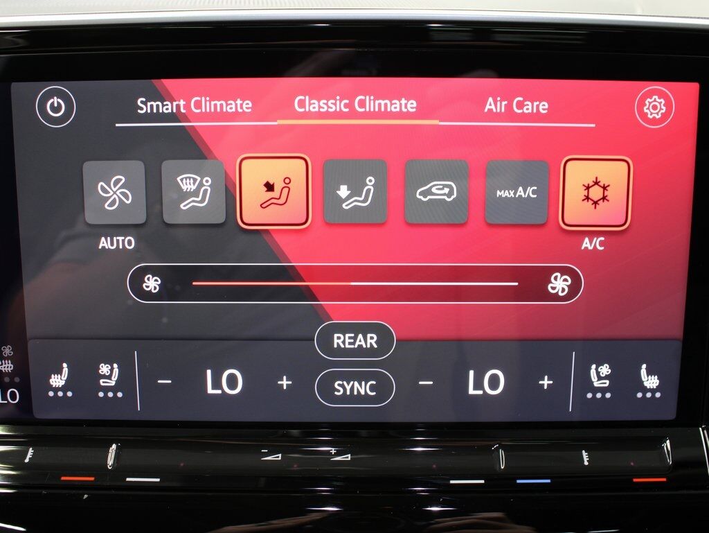 2024 Volkswagen Atlas SEL Premium R-Line AWD Fond du Lac WI