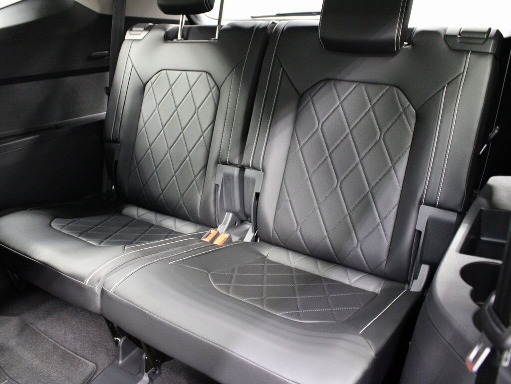 2024 Volkswagen Atlas SEL Premium R-Line AWD Fond du Lac WI