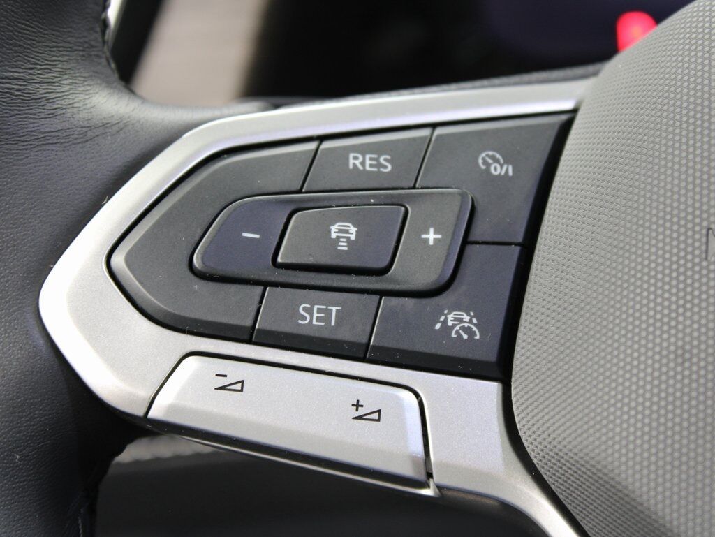 2024 Volkswagen Atlas SEL Premium R-Line AWD Fond du Lac WI
