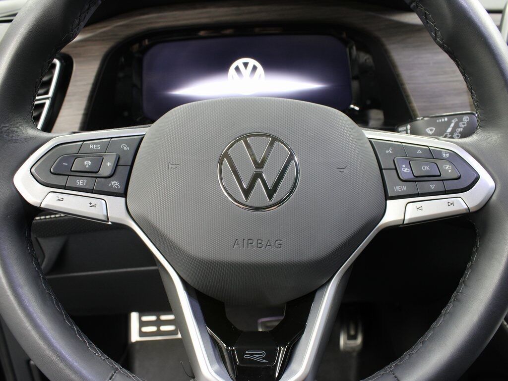 2024 Volkswagen Atlas SEL Premium R-Line AWD Fond du Lac WI
