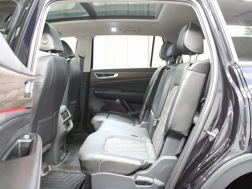 2024 Volkswagen Atlas SEL Premium R-Line AWD Fond du Lac WI