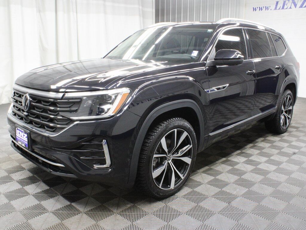 2024 Volkswagen Atlas SEL Premium R-Line AWD Fond du Lac WI